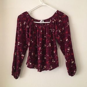 Hollister small burgundy floral crop blouse